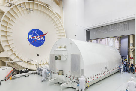 James Webb-teleskopet anländer till Nasas Johnson Space Center